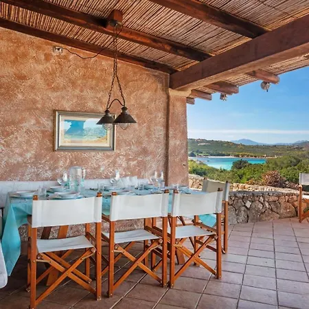 Villa Camilla, Costa Corallina