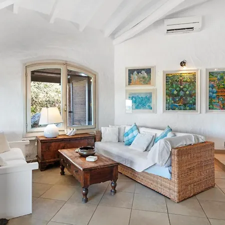 Villa Camilla, Costa Corallina